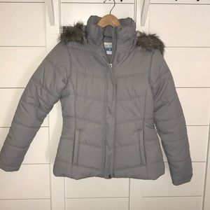 •Columbia• size medium gray coat with fur hood
